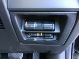 ETCが装着されています。再セットアップ後高速道路の料金所をノンストップで通過できて大変便利です。