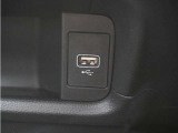 ◆USB入力端子◆USB接続、スマートフォンの充電等にも便利なUSBチャージャー使いやすい場所に装備されています。