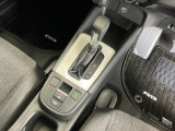 発進時から滑らかに加速する無段階変速のCVTはストップ&ゴーの多い街の中も快適です