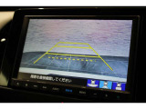 バックカメラが装備されており、後方の安全確認はもちろんのこと狭い場所での駐車や雨の日・夜間など視界の悪いコンディションでのストレスの軽減にもなります!