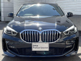 【キドニーグリル】BMWの代名詞。一目見ただけでBMWであると認識できる確固たるアイコンとして存在感を放ちます
