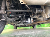 お車を安心してお乗りいただく為には、足回りの定期点検が欠かせません。サービスサポート(有償保証)では無料点検もご提供しており、安心のカーライフをお過ごしいただけるサポート体制が整っています。