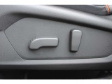 「助手席8WAY電動パワーシート」も装備しています