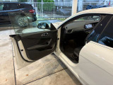 BMWを熟知したメカニックによる、360度の納車前点検。ドイツ本国と同様の教育・訓練を受けたメカニックが徹底的に点検、整備した後にお客様にお引渡しします。