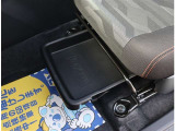 自社工場を3拠点完備しております。重整備やカスタムを始め、ご購入後のお車のメンテナンスも弊社にお任せください。