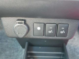 シガーソケット シートヒーター(運転席助手席両方にあります)