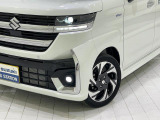 ヘッドライトもフォグランプもポジションランプも「LED」!明るく夜道を照らし出します!更にはフロントウィンカーには流れるシーケンシャルタイプを搭載!