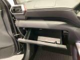 納車前にはプロのメカニックが点検、整備を行いますので安心してお乗り頂けます!!