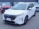 【普通/小型自動車を購入するときご用意いただくもの】◇実印(委任状への捺印)◇印鑑登録証明1通◇自動車保管場所証明書(車庫証明)申請※書類として、保管場所使用承諾書または自認書※申請が不要な地域を除く