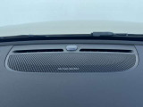 世界のオーディオファン垂涎の、harman/kardonプレミアムサウンドシステムを搭載。原音に近い音場空間を忠実に再現。乗る人すべてに最良の音響体験を提供します。