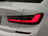 BMW伝統のL字型テールライト
