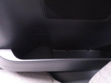 後部座席用ドリンクホルダーです。