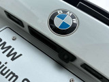 ご納車前には、BMWを熟知したメカニックによる100項目の点検・整備を行います。不具合箇所、交換時期に達している部品に関しましては、全て当社負担で交換してからのご納車となります。