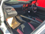 ご納車前にスタッフが入念に清掃し気持ちよく乗り出せるように致します。