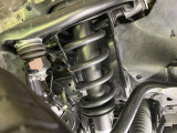 お車を安心してお乗りいただく為には、足回りの定期点検が欠かせません。サービスサポート(有償保証)では無料点検もご提供しており、安心のカーライフをお過ごしいただけるサポート体制が整っています。