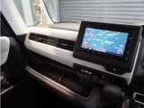 ◆視界広々で非常に運転しやすくロングドライブでも疲れを感じさせないすっきりとまとまったインパネ周りです。