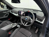 BMW専門のメカニックが、100項目にも上るポイントを徹底的にチェック。交換基準に達した部品があれば、弊社負担にて交換後、お客様へご納車致します。