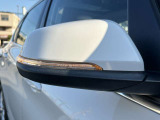 時を経ても深い魅力を放ち続けるBMW。より快適にお乗り頂くためにサポートプログラムをご用意しております。※認定中古車保証は登録日より最長4年間まで延長が可能です。