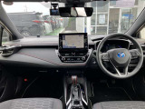 【運転席・インパネまわり】ハンドル・シート・フロアーなど隅々までプロによるクリーニング済み☆彡キレイな車内でドライブが一層快適にお楽しみいただけます!!