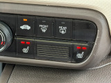 運転席・助手席はシートヒーター完備!寒い冬もへっちゃらです!