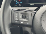 ステアリングスイッチ搭載!ハンドルひとつで手を離さなくても運転中視線をそらさなくても操作が出来て便利です