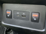 ヒーター付きシートなので寒い冬も快適です♪