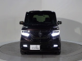 LEDヘッドライト が装備されています。より明るく!省電力!で、夜間走行時や雨の日に明るく安全に前方を照らすことが出来ます。