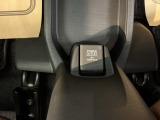 車内で便利な電源供給。【アクセサリーソケット】で、スマートに充電!