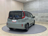 「中古車ハイブリッド保証」付き。ハイブリット機構を無償で保証します。保証期間は初度登録年月から10年目まで、または3年間の長い方。但し累計走行距離が20万km以内。