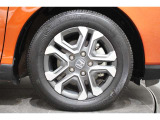純正のアルミホイールが足元を飾ります!サイズは185/65R15になります!