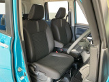 【運転席・助手席】内装ルームクリーニング済みです。しっかり綺麗にしていますので、是非、お確かめください。車に自信があるからこそ、是非一度ご来店頂き内外装も見てもらえると幸いです。