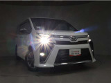 高輝度で点灯速度が速いLEDヘッドライト装備!LEDの明るい光が走行中の視界の確保をサポートして、夜のドライブがより楽しく安全に運転できます♪