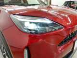 LEDヘッドライトです。デザイン性がよくとても明るいので、夜間の走行や悪天候でも安心です。しかも長寿命!
