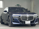 この度は弊社認定中古車をご覧いただき誠にありがとうございます。弊社はBMW 正規ディーラーですので遠方のお客様も安心してご購入下さい。ご不明な点がございましたらお気軽にお申し付けください。