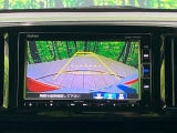 【バックカメラ】駐車時に後方がリアルタイム映像で確認できます。大型商業施設や立体駐車場での駐車時や、夜間のバック時に大活躍!運転スキルに関わらず、今や必須となった装備のひとつです!