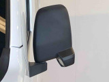 ☆オートライト機能☆車外の明るさに応じて自動的にヘッドランプを点灯・消灯。夕暮れ時やトンネルなどで役立ちます!