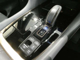 U-Carの販売だけでなく自動車保険、携帯電話の販売も行っております。