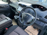 全車ルームクリーニング済みですので、快適にお乗りいただけます。色々な装備がついてます。