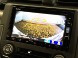 【バックカメラ】リバースにするだけで映ります、後方の安全確認や、狭い駐車場での車庫入れ、雨の日や夜間など視界の悪い時に便利です!安全にバックする為には欠かせない装備です。