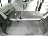U-Carの販売だけでなく自動車保険、携帯電話の販売も行っております。