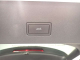 パワーテールゲート(挟み込み防止機能、Easy Open & Easy Close 機能付)