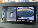 【アラウンドビューモニター】上空から見下ろしているかのような映像で駐車をサポート。安心です。
