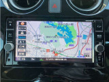 純正ナビゲーション。地上デジタル放送・DVD再生・音楽録音・Bluetooth接続