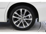 タイヤサイズ(225/50R18)です。