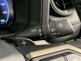 車外の明るさによって自動で点灯・消灯するオートライト