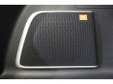 JBLのスピーカーが初めから付いているのでうれしいですね!