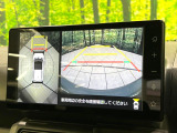 【パノラマモニター】専用のカメラにより、上から見下ろしたような視点で360度クルマの周囲を確認することができます☆死角部分も確認しやすく、狭い場所での切り返しや駐車もスムーズに行えます。