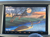 停車中に、地上デジタル放送などを楽しめます。長距離移動の際の休憩時間に、エンターテイメントを満喫できます。