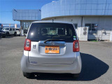 バックモニター装備しております。バックモニターがあれば駐車も安心ですね☆