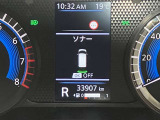 障害物を感知し知らせてくれるので安心です♪
